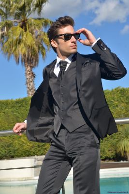 Costume de marié Karl Lagerfeld noir satiné cérémonie